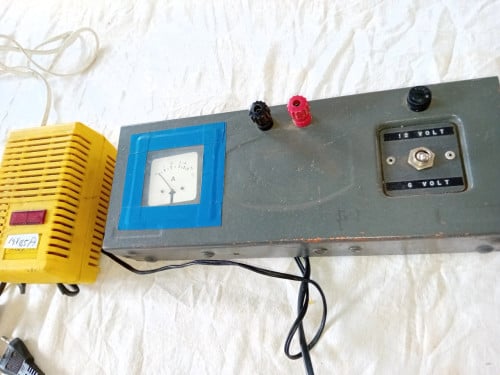 2 trafo's 12 / 6 volt en 12volt