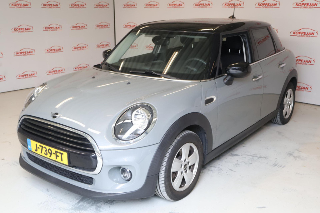 Mini Cooper mini 1.5 nl auto, airco, bluetooth,