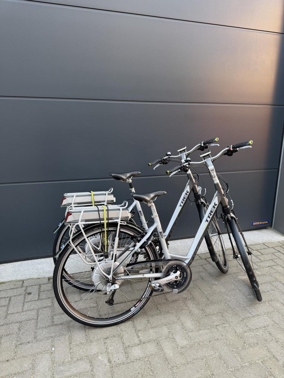 Prachtige set Trek T600+ elektrische fietsen 400WH