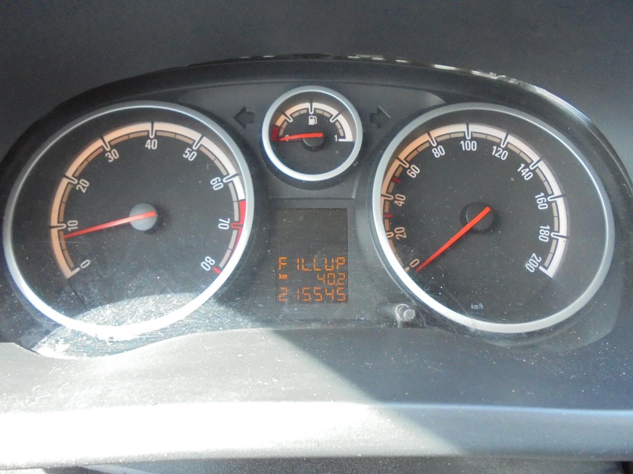 Corsa 1.2-16V bouwjaar 2008 met N.A.P de Apk is tot December 2026 € 895