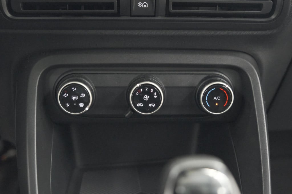 Citroen C3 turbo 100 you | cruise control | head up display | parkeersensor