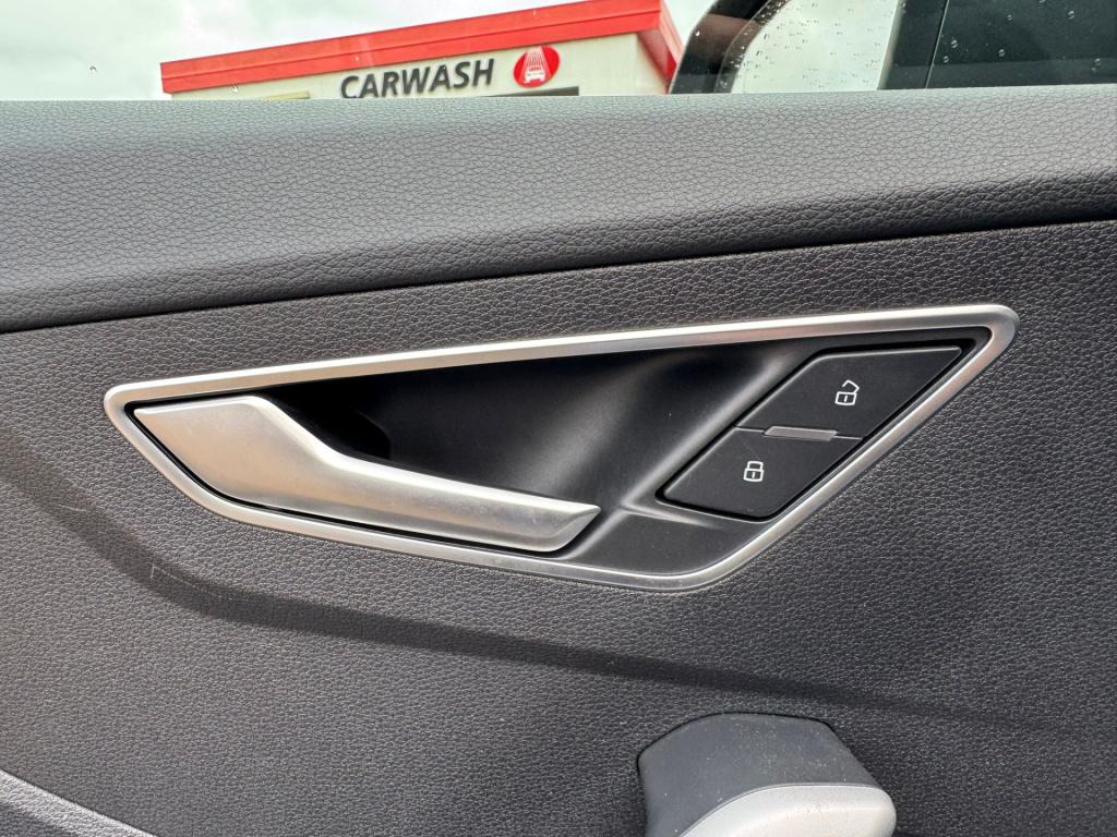 Audi Q2 35 tfsi s edition