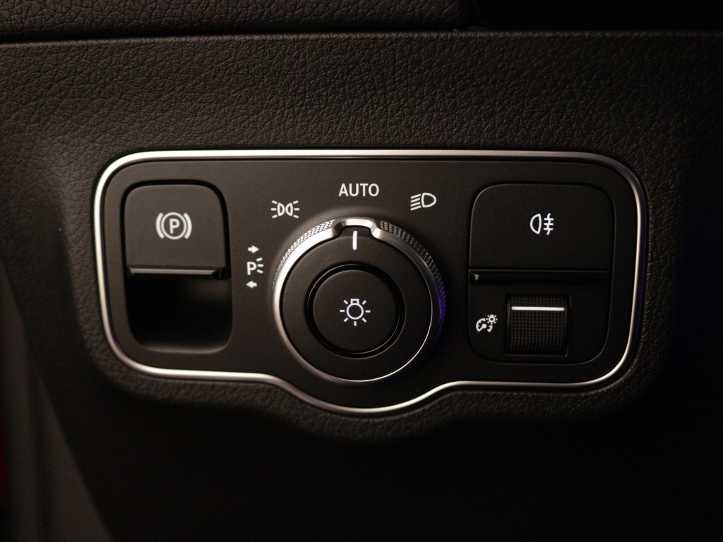 Mercedes-Benz B-Klasse 180 amg line | nightpakket | guard 360° voertuigbesc