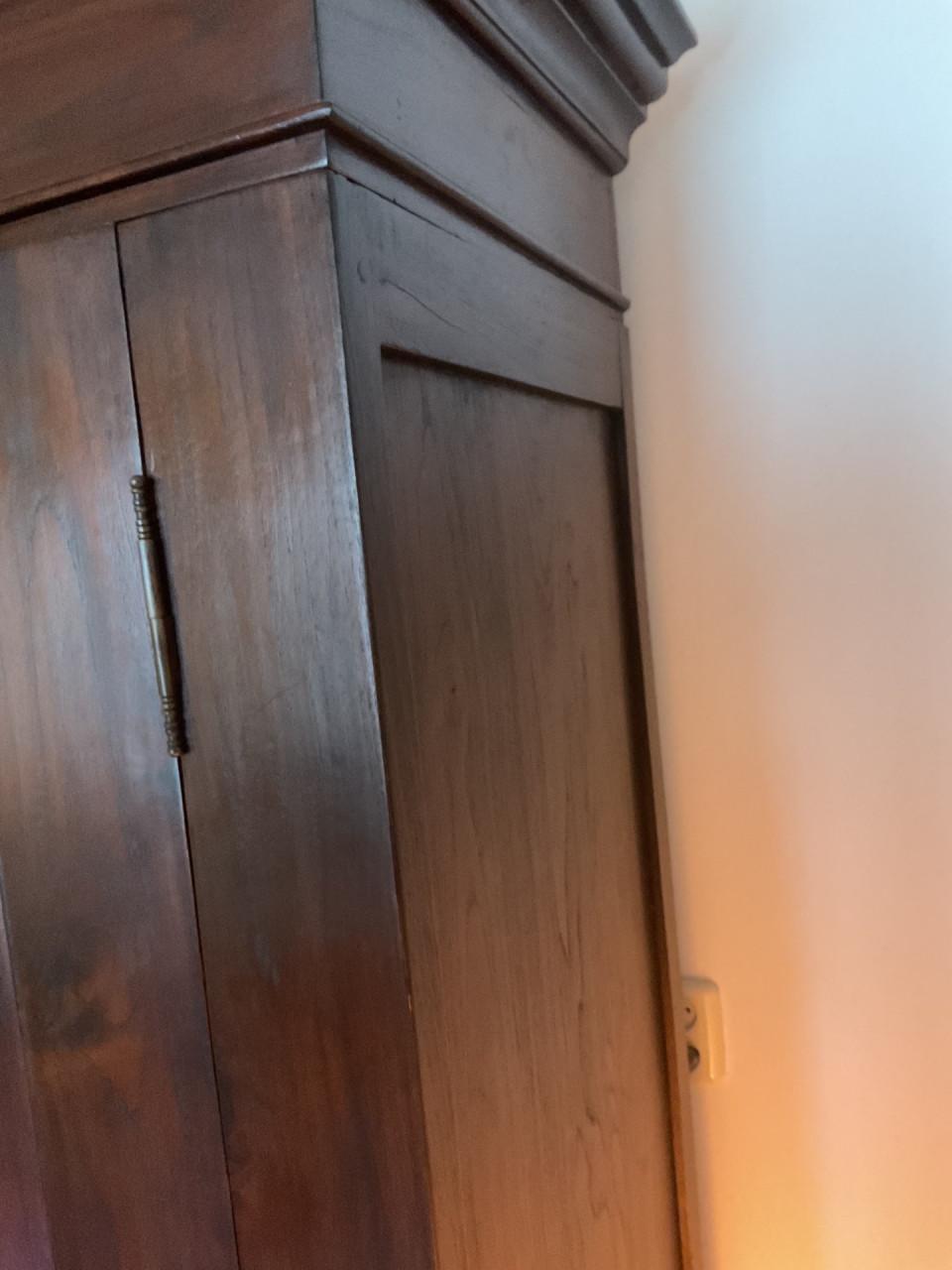 Massieve Teakhouten kast gekocht bij Frederik Interieurs