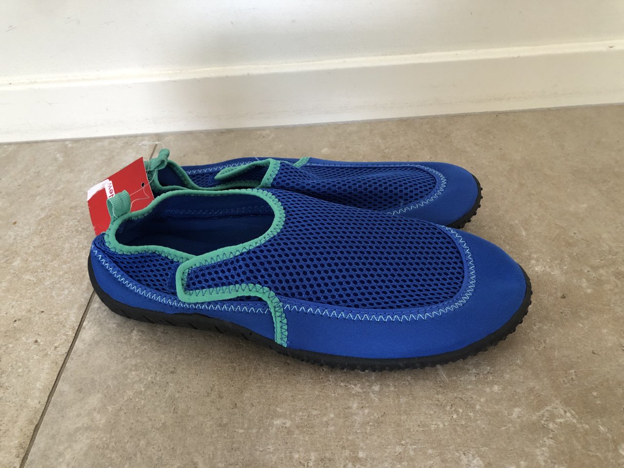 Waterschoenen maat 39