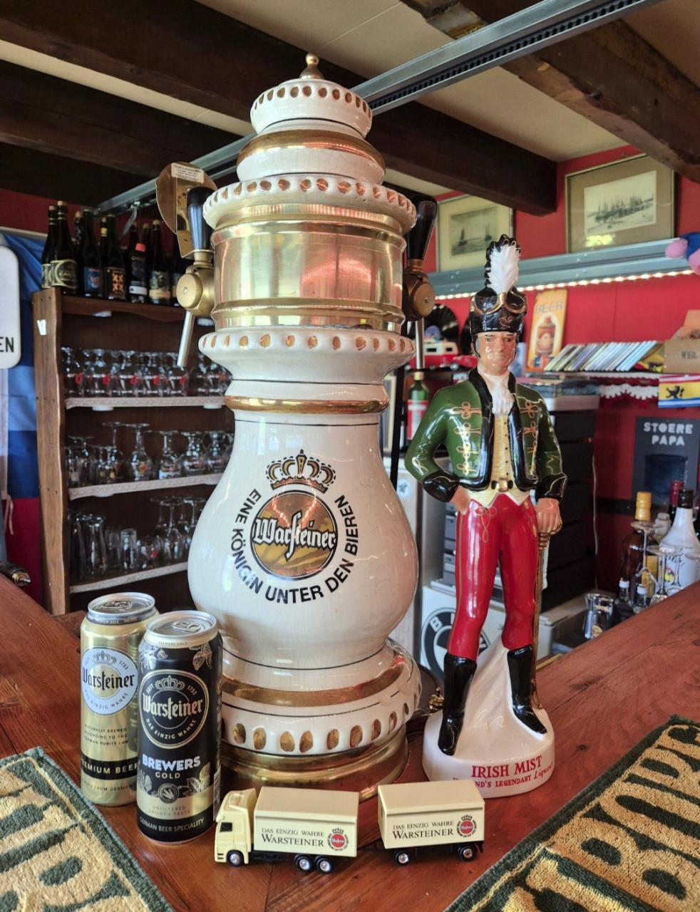 Porseleinen Warsteiner tapzuil