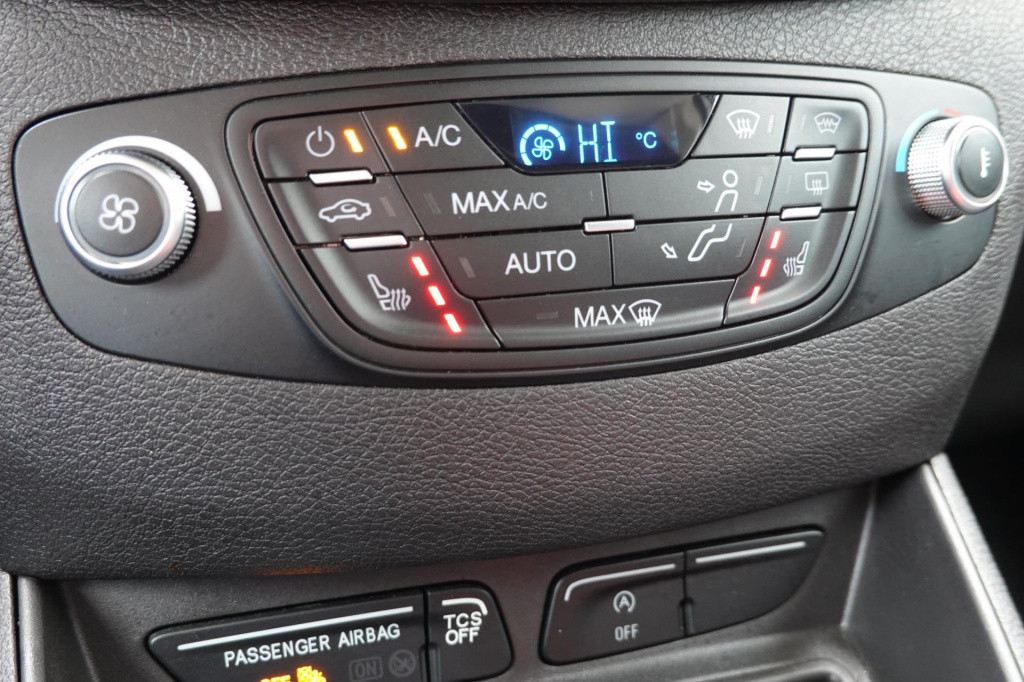 Ford Transit Courier 2022 ford transit courier gesloten bestelwagen trend, 