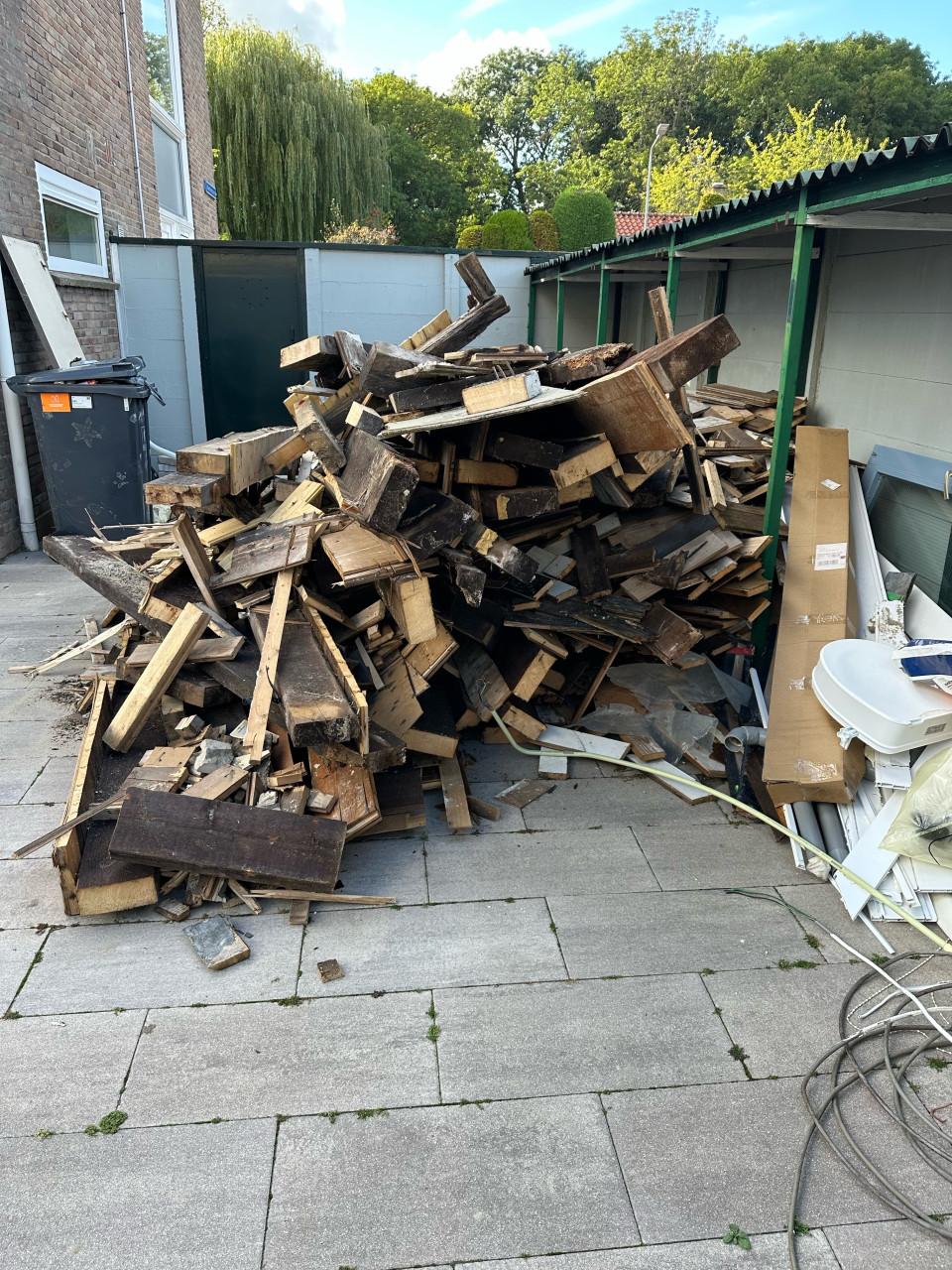 Gratis hout / afvalhout / stookhout / brandhout