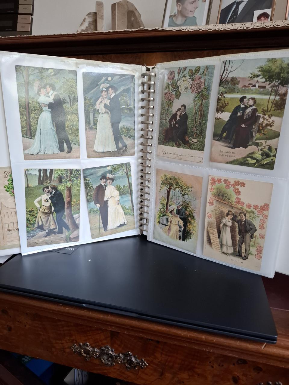 Album met nostalgiche kaarten