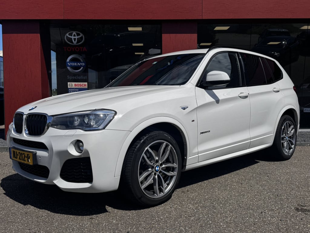 BMW X3 xdrive20i high executive | m-pakket | 19'' lmv | pano | camera