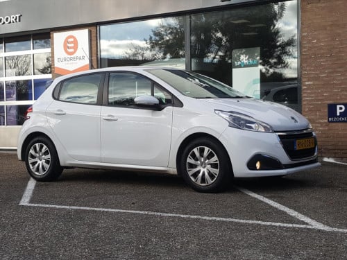 Peugeot 208 blue lion 1.2 pt-82pk 5d navigatie | apple carplay & android au