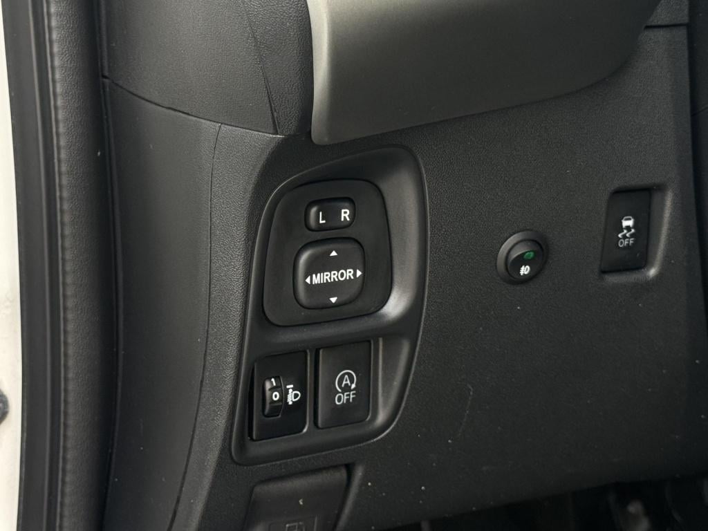 Citroen C1 1.0 e-vti shine navigatie + park. sensor, nl-auto!