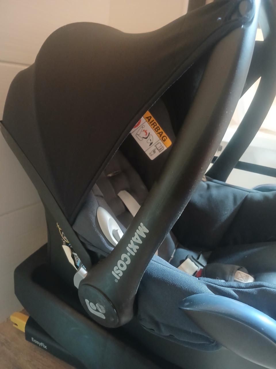 Maxi cosi met easyfix base