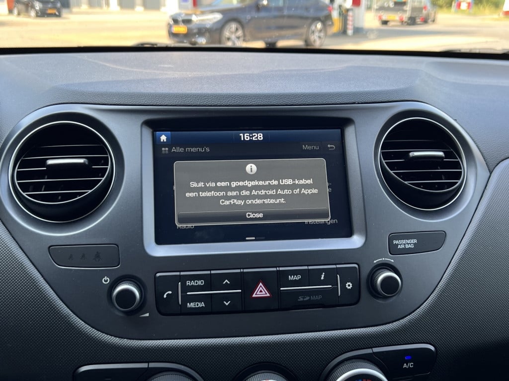 Hyundai I 10 1.0i comfort | nav | apple/ android carplay | cruise control