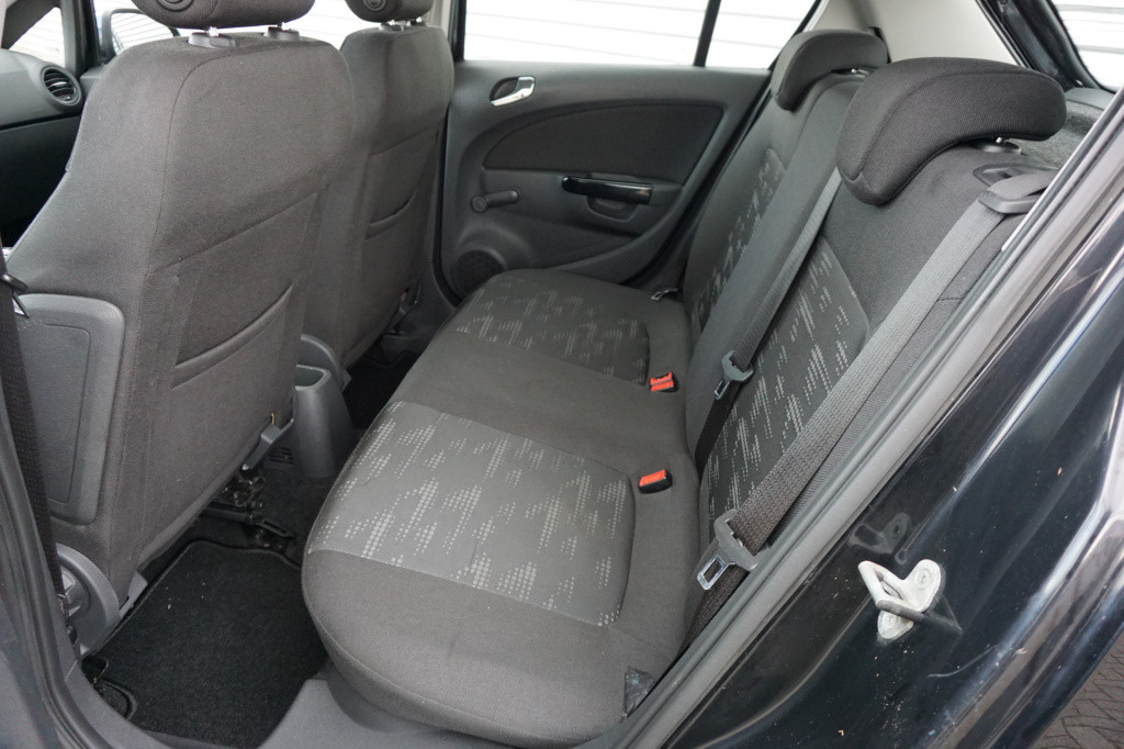 Opel Corsa 1.3 cdti ecoflex s/s edition airco / navi / cruise / lm velgen /