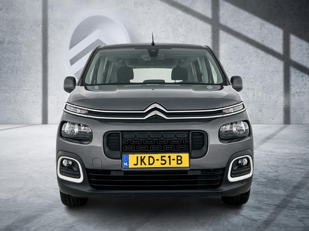 Citroen Berlingo 110 pk feel | rijklaar | trekhaak | parkeersensoren achter
