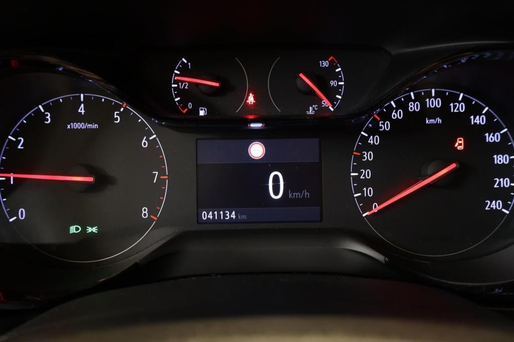 Opel Corsa 1.2 edition appconnect, airco, cruise,