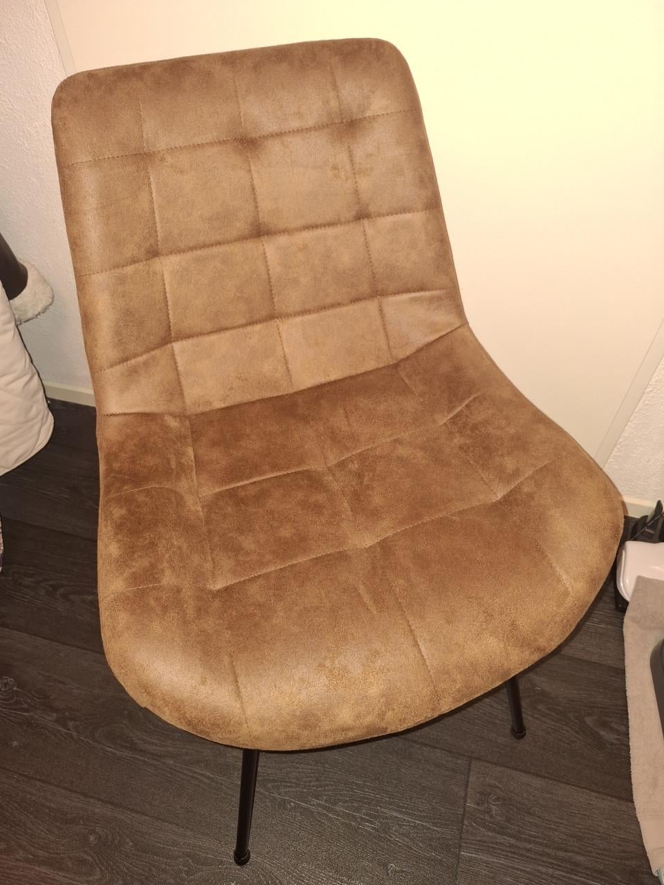 4 stoelen voor 50 euro