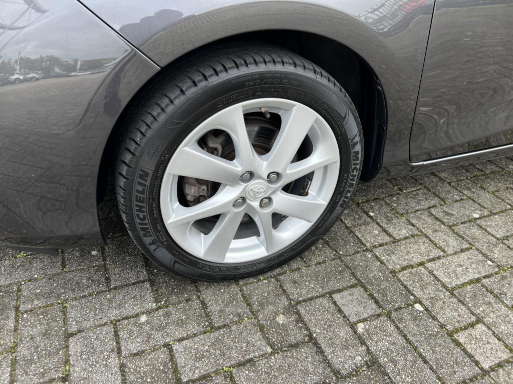Toyota Yaris 1.5 full hybrid dyn.