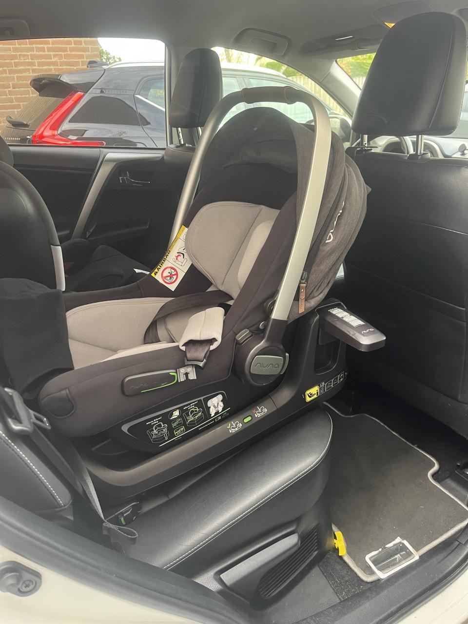 Nuna Pipa Next autostoel + isofix base