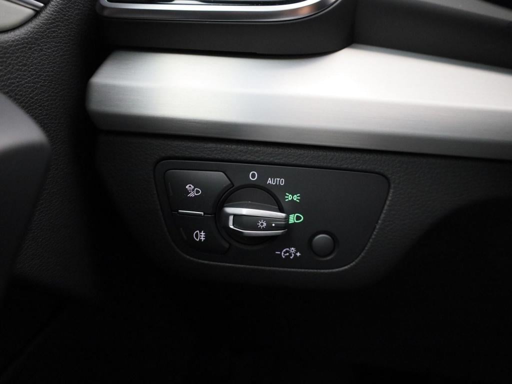 Audi Q5 50 tfsi e s edition | s-line | vlak stuur | automaat | lmv | half l