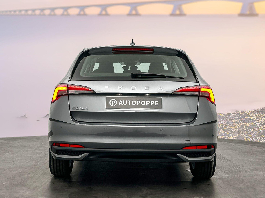 Skoda Scala selection 1.0 tsi 85 kw / 115 pk hatchback 6 versn