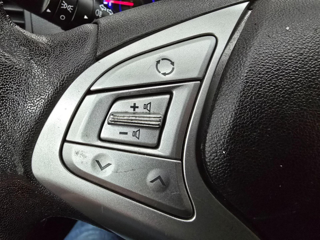 Hyundai Ix20 occasion 1.4i met trekhaak, cruisecontrol en clima airco | twe