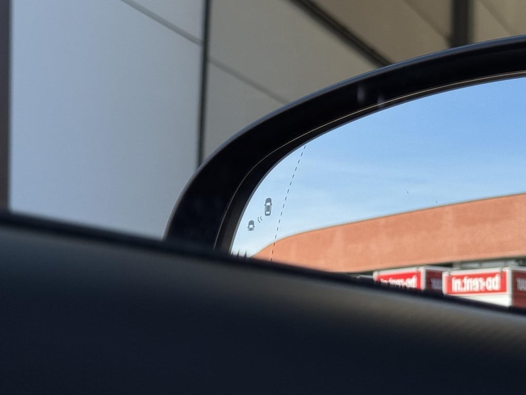 Hyundai Kona ev fashion 64 kwh | navigatie | camera | head-up display | pre
