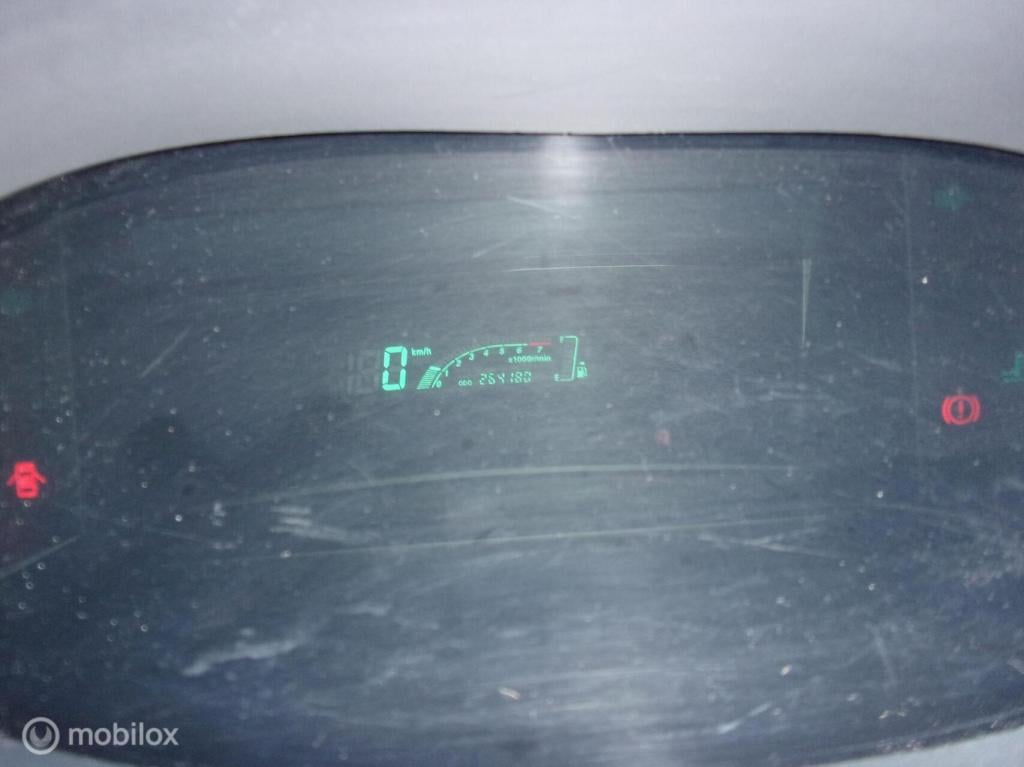 Toyota Yaris van particulier 1.3 vvt-i