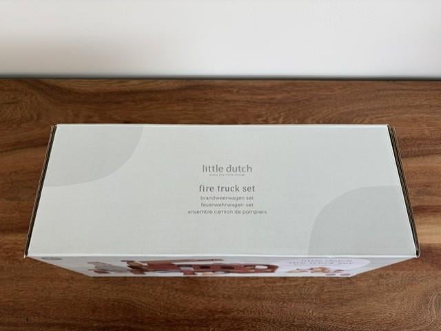 Nieuw | Little Dutch | Brandweerwagen set met pegdolls