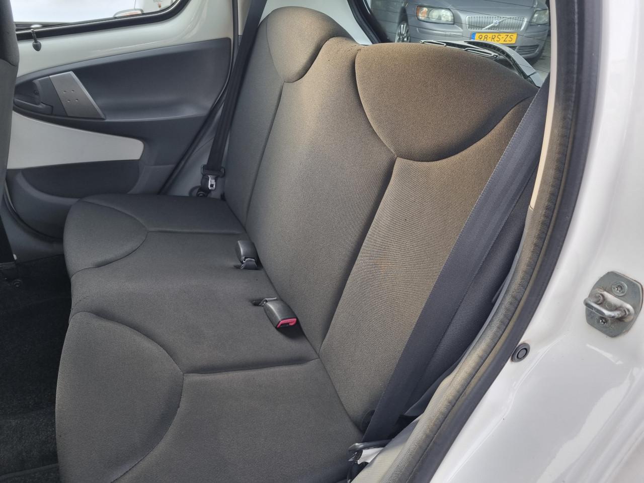 Toyota Aygo 1.0-12V Cool | Airco | 2e Eigenaar!