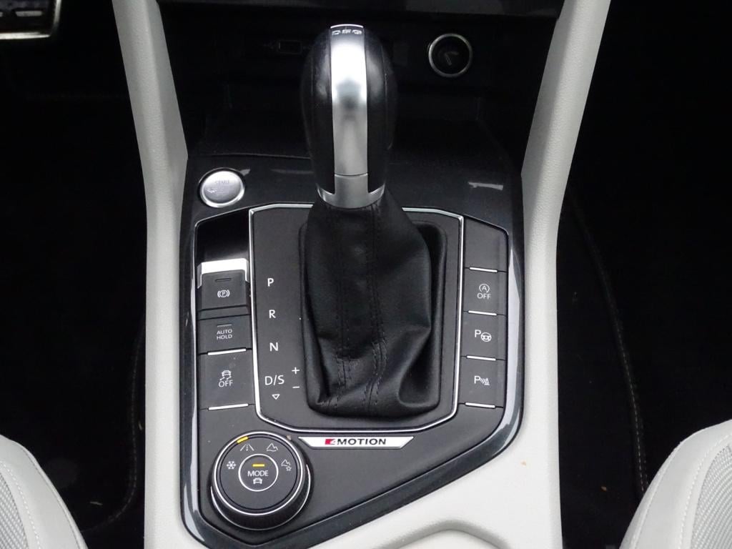 Volkswagen Tiguan Allspace 2.0 tsi 4motion highline business r 7p. automaat