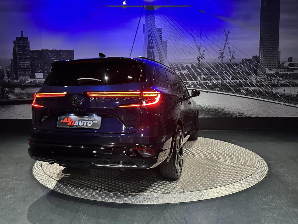 Renault Espace e-tech full hybrid 200 esprit alpine 7p.