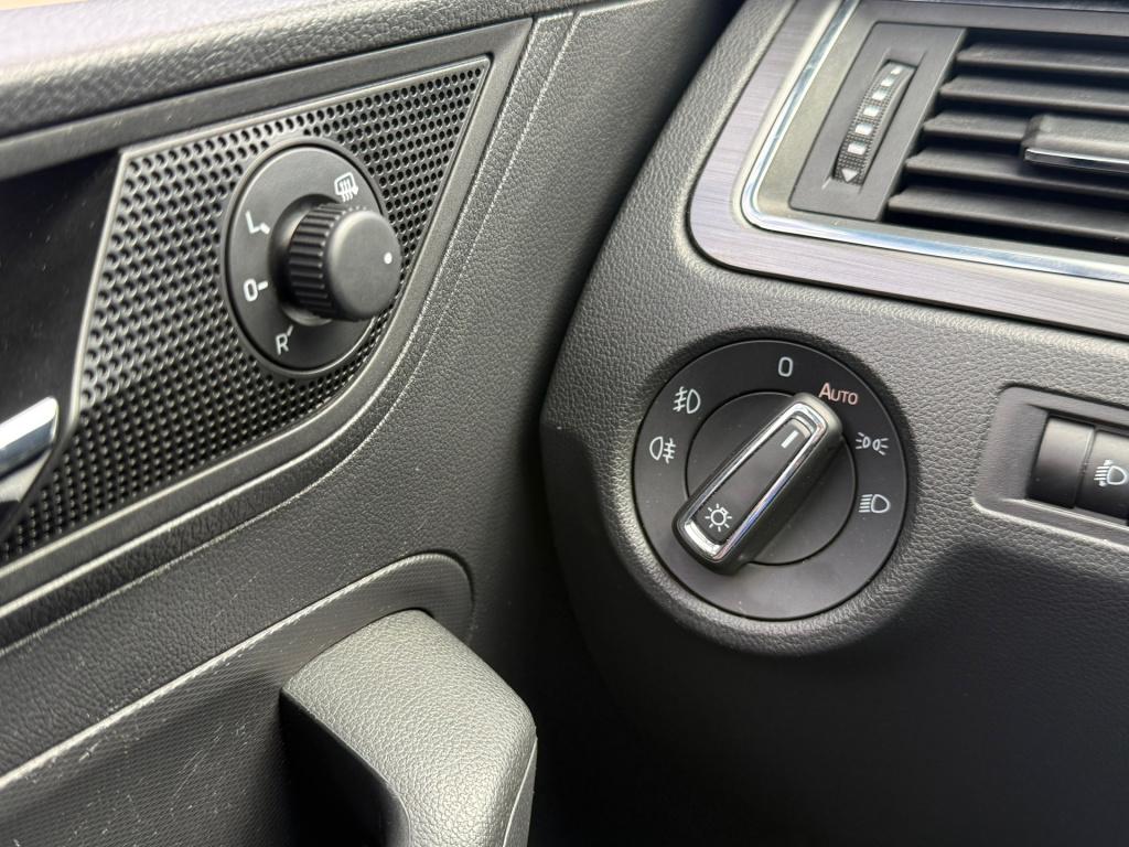 Skoda Rapid spaceback 1.0 tsi greentech clever