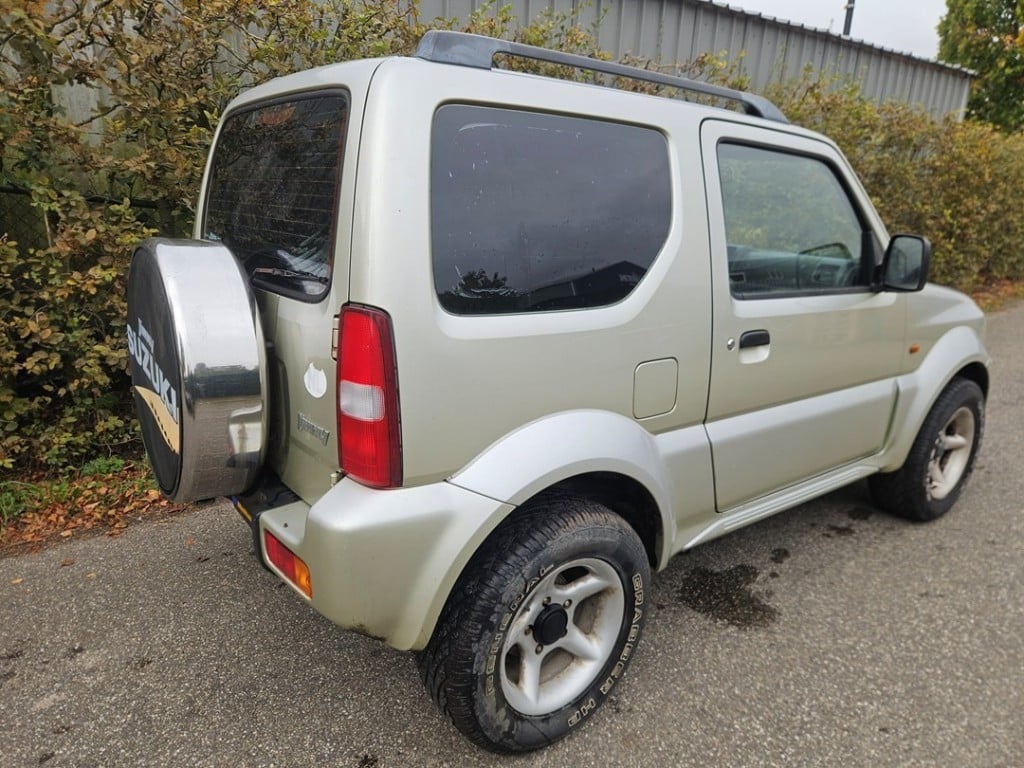 Suzuki Jimny 1.3i 4x4 ----export----