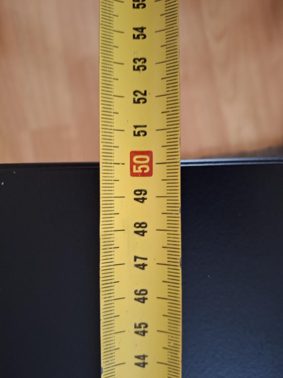 Staande lamp met 3 poot hout en 2 kappen en salontafels of bijzettafeltjes