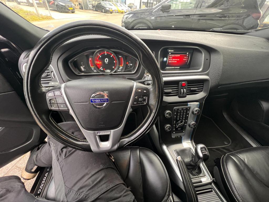 Volvo V40 2.0 d4 r-design business