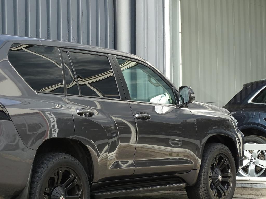 Toyota Land Cruiser 2.8 d-4d comfort be trekker | 5-zitplaatsen |