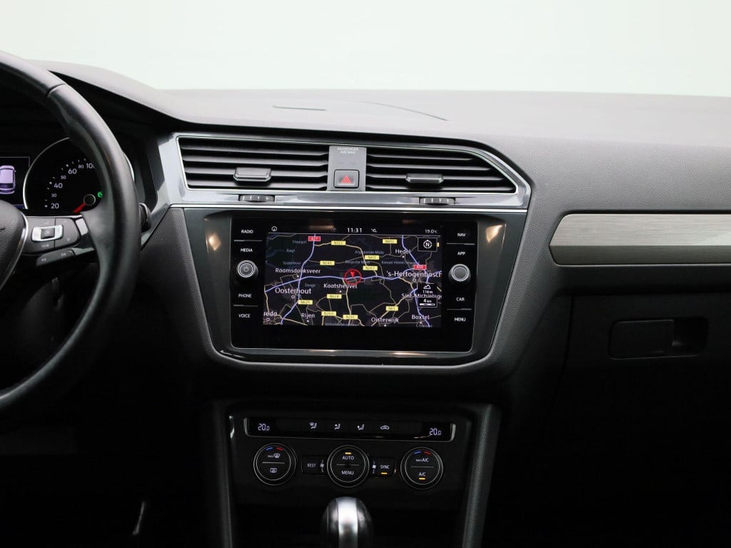Volkswagen Tiguan Allspace 1.5 tsi comfortline business 7p. | automaat | na