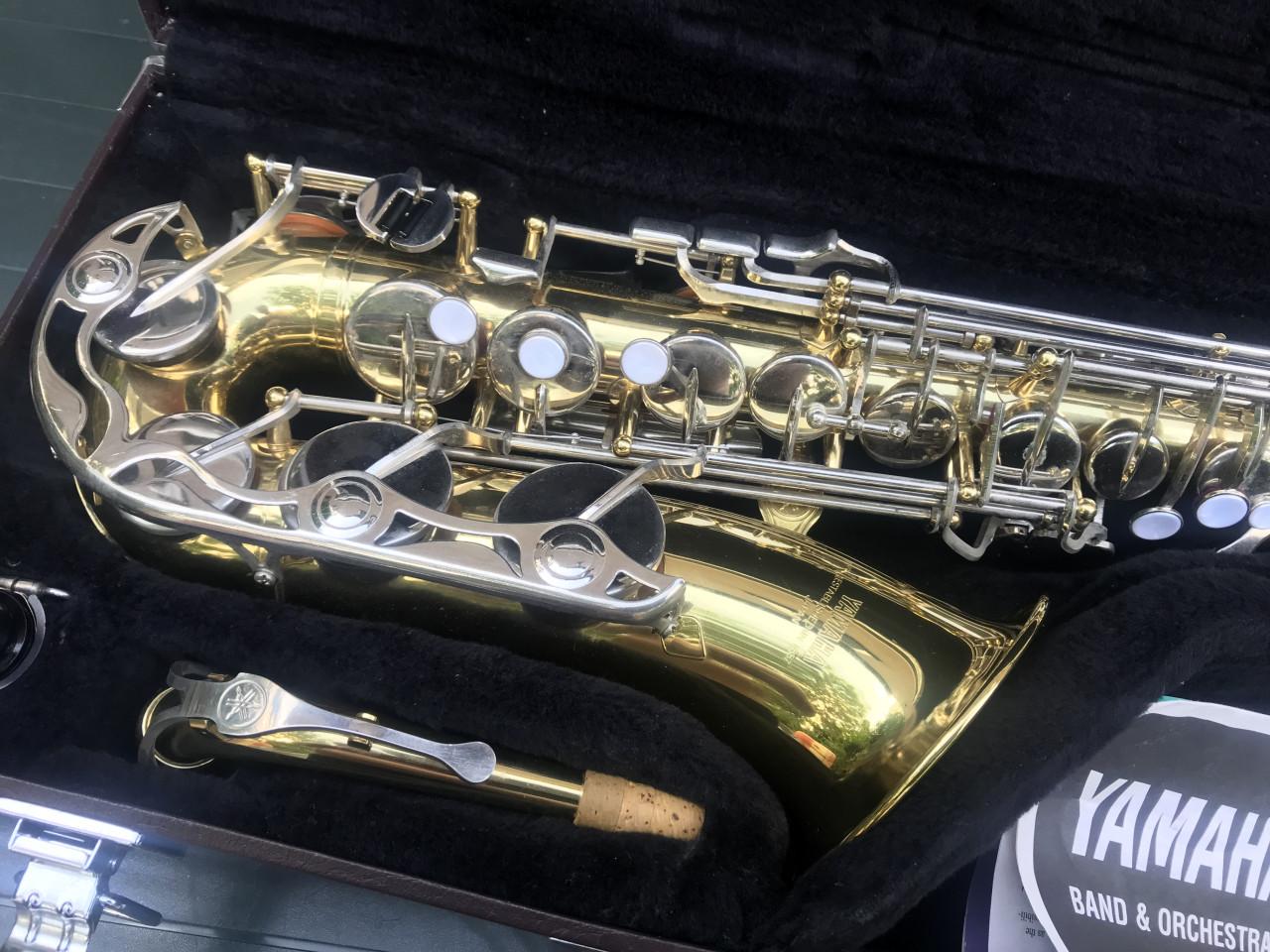 YAMAHA YAS23 alt saxofoon