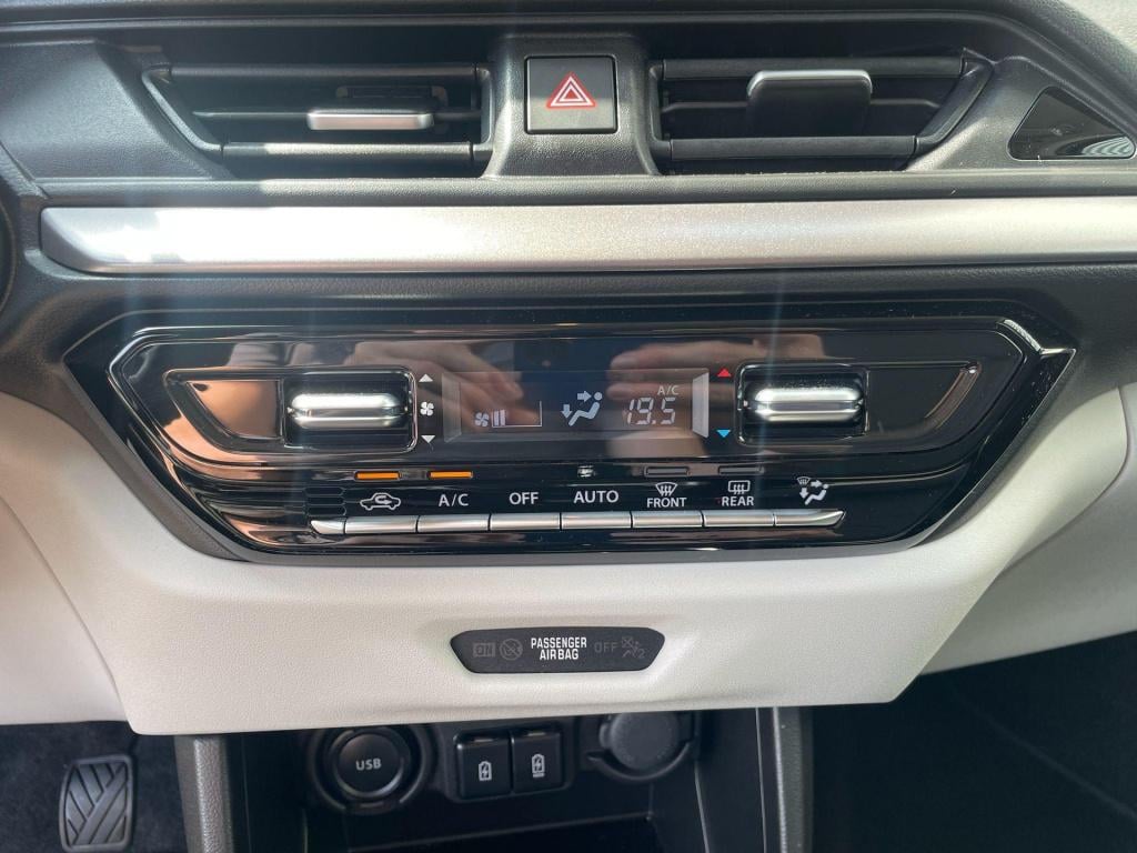 Suzuki Swift 1.2 style smart hybrid |trekhaak|complete auto|10 jaar garanti