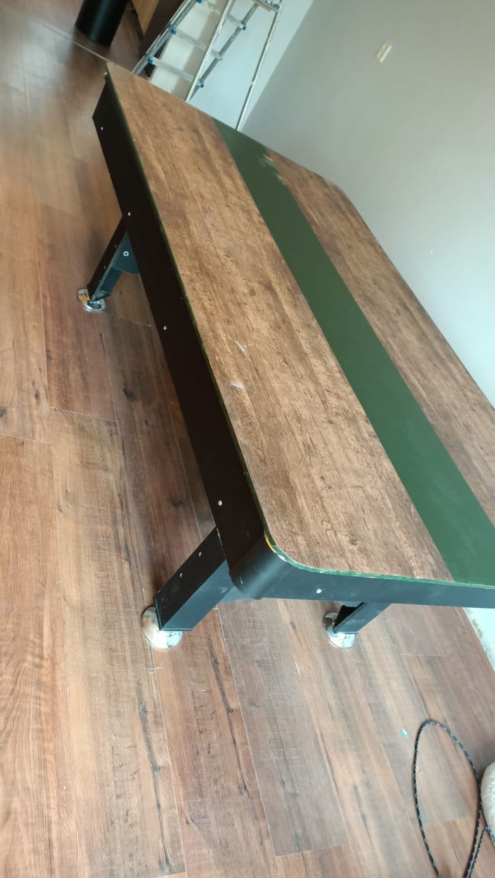 Pooltafel voor elk aannemelijk bod!