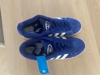 Adidas campus