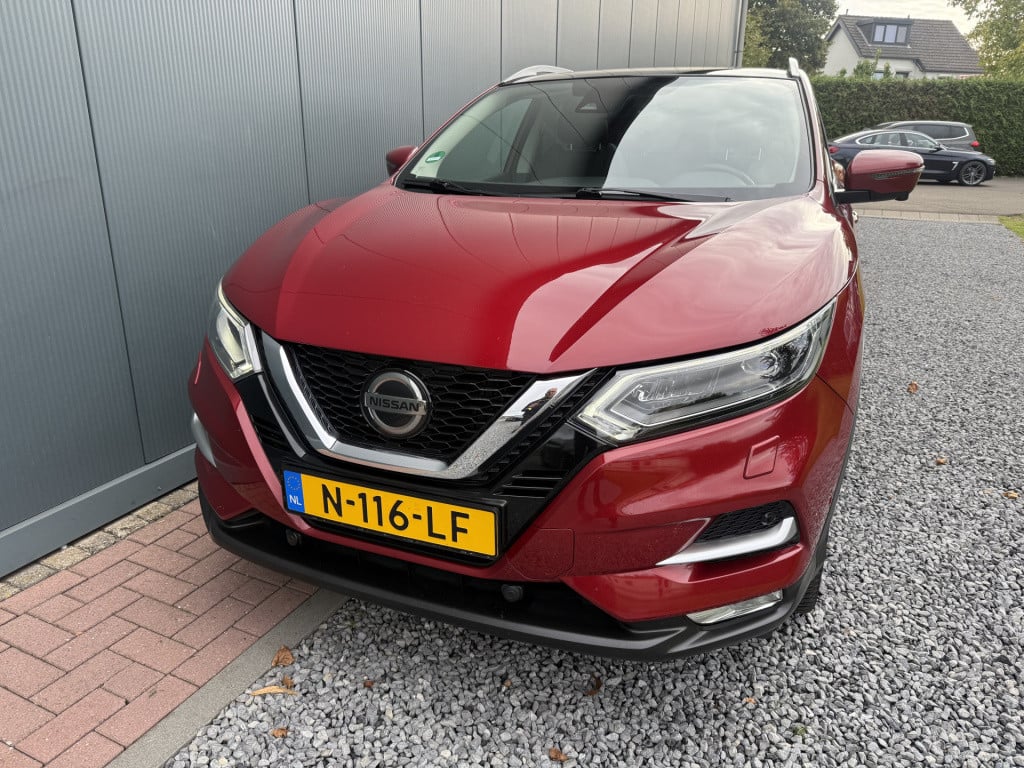 Nissan Qashqai 1.2 tekna pakket 5-drs