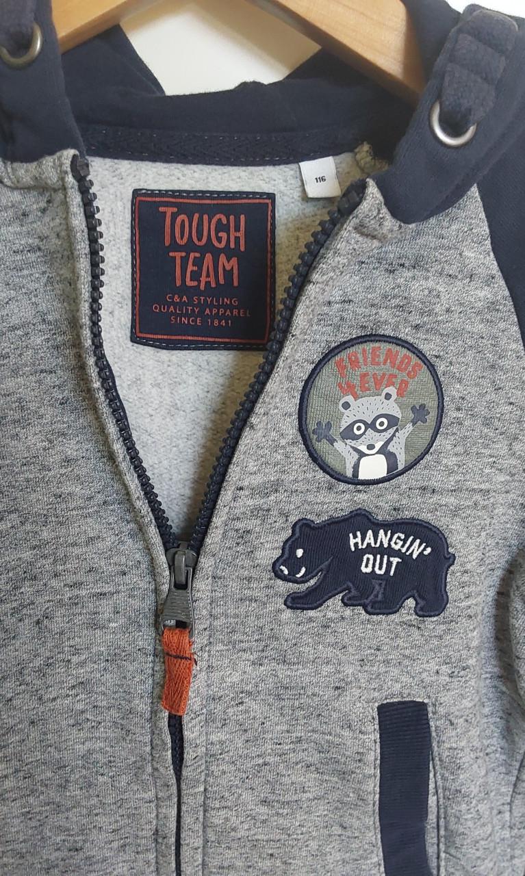 Vest met capuchon van het merk C&A in maat 116