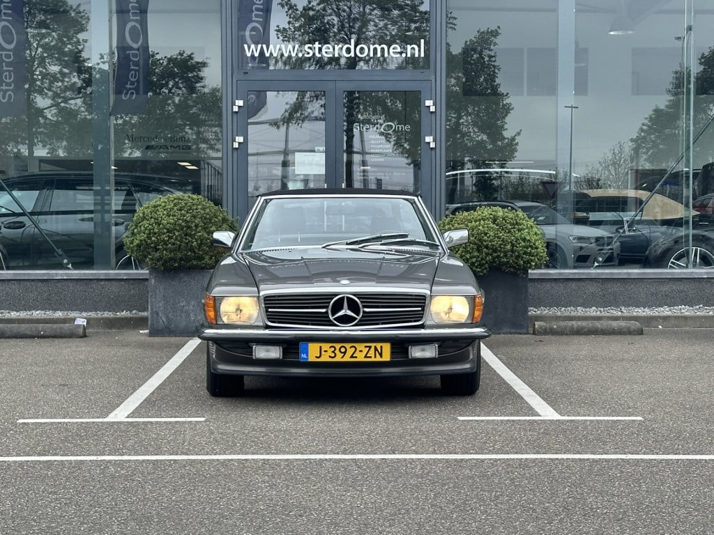 Mercedes-Benz Sl 280 sl i automaat i hout inleg i kroonkurk velgen i airco 