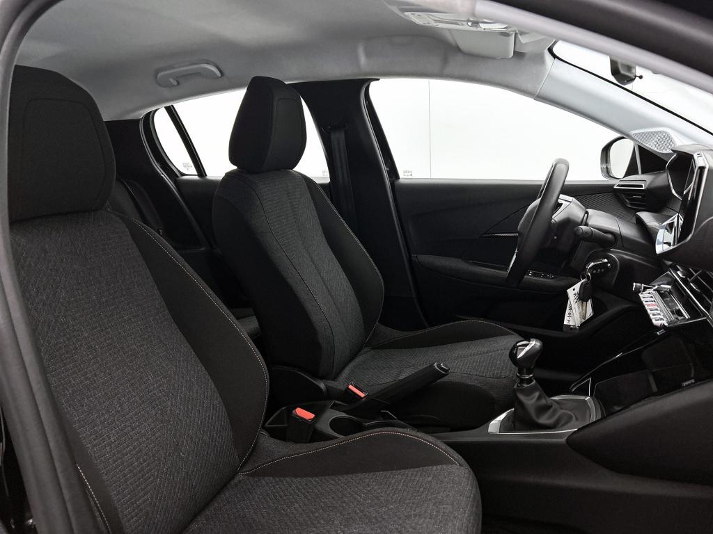 Peugeot 208 100 pk style | rijklaar | navigatie | parkeerhulp | apple carpl