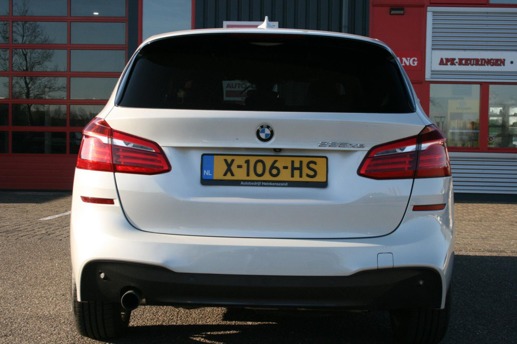 BMW 2-serie active tourer 225xe m-performance high executive