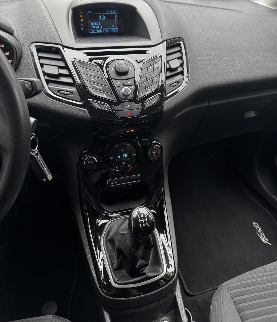 Ford Fiesta Titanium – compact van buiten, groots in comfort.