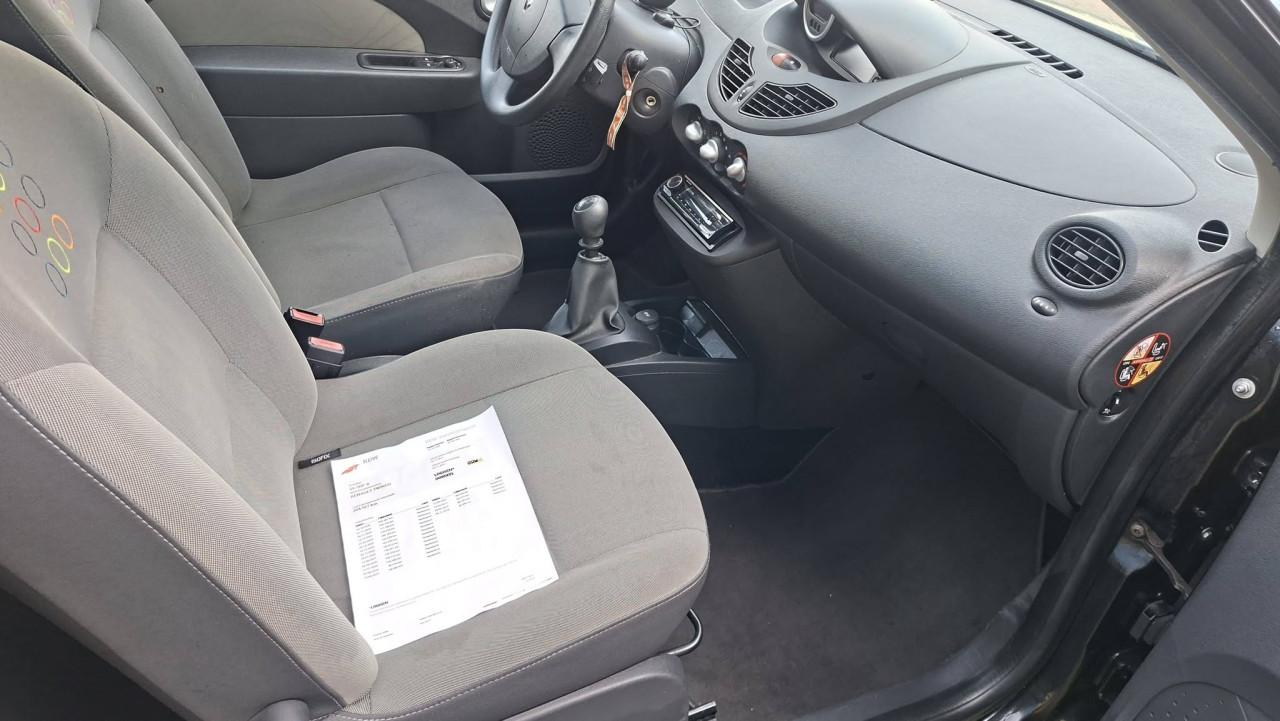 Renault TWINGO 1.2 16v Collection sportief 2011 airco apk 10-2027